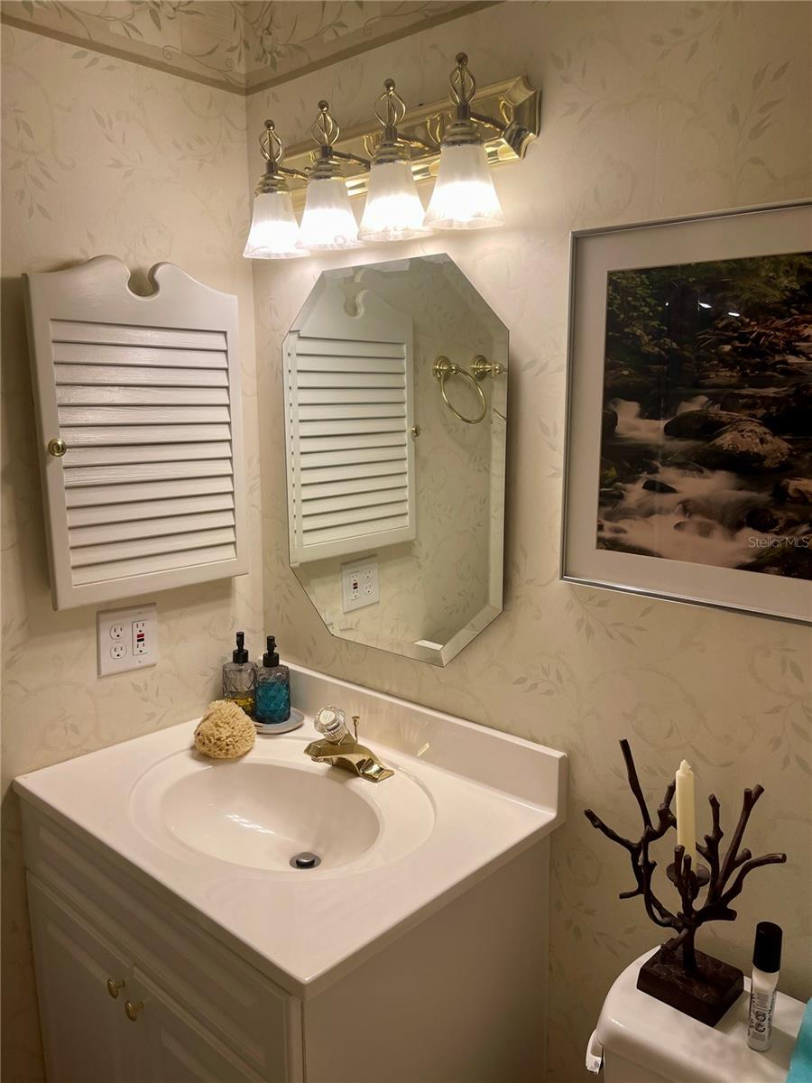 Image 20 of 42 For 124 Dogwood Circle