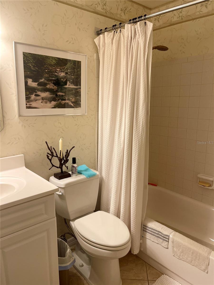 Image 21 of 42 For 124 Dogwood Circle