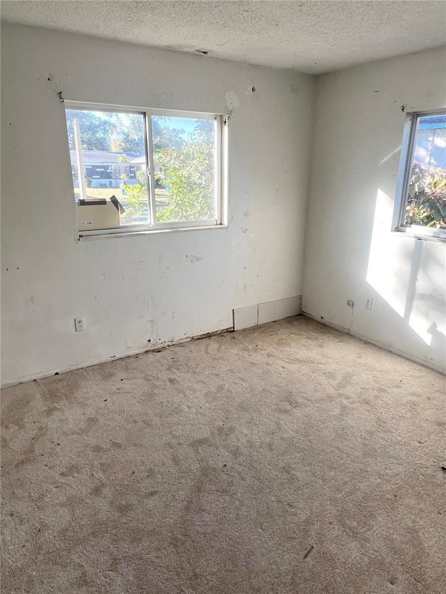 Image 9 of 15 For 11641 129th Avenue