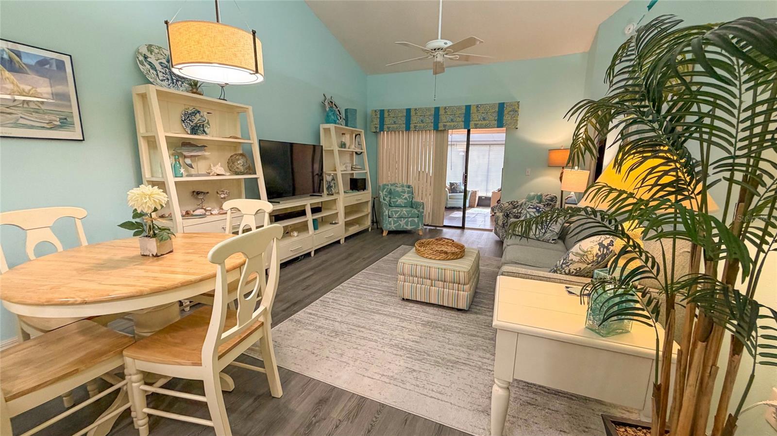 Image 4 of 61 For 10604 Millriver Drive