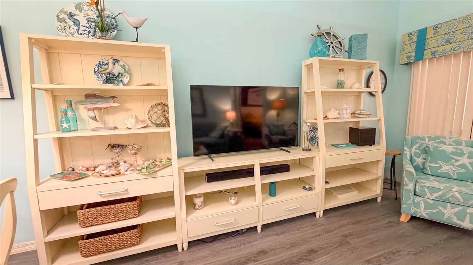 Image 5 of 61 For 10604 Millriver Drive