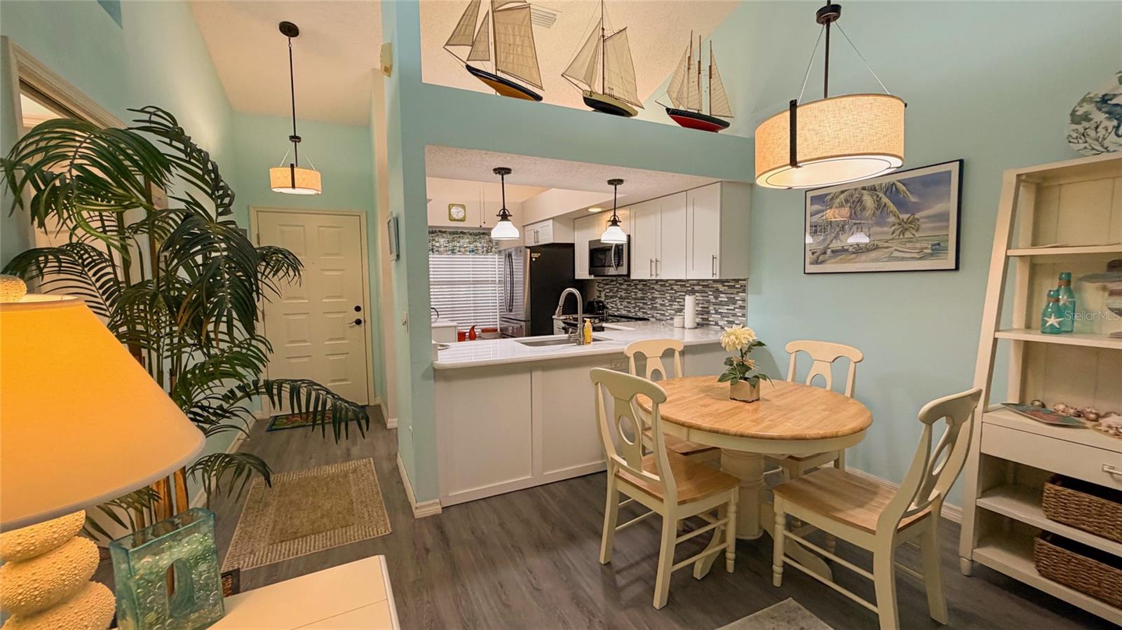 Image 54 of 61 For 10604 Millriver Drive