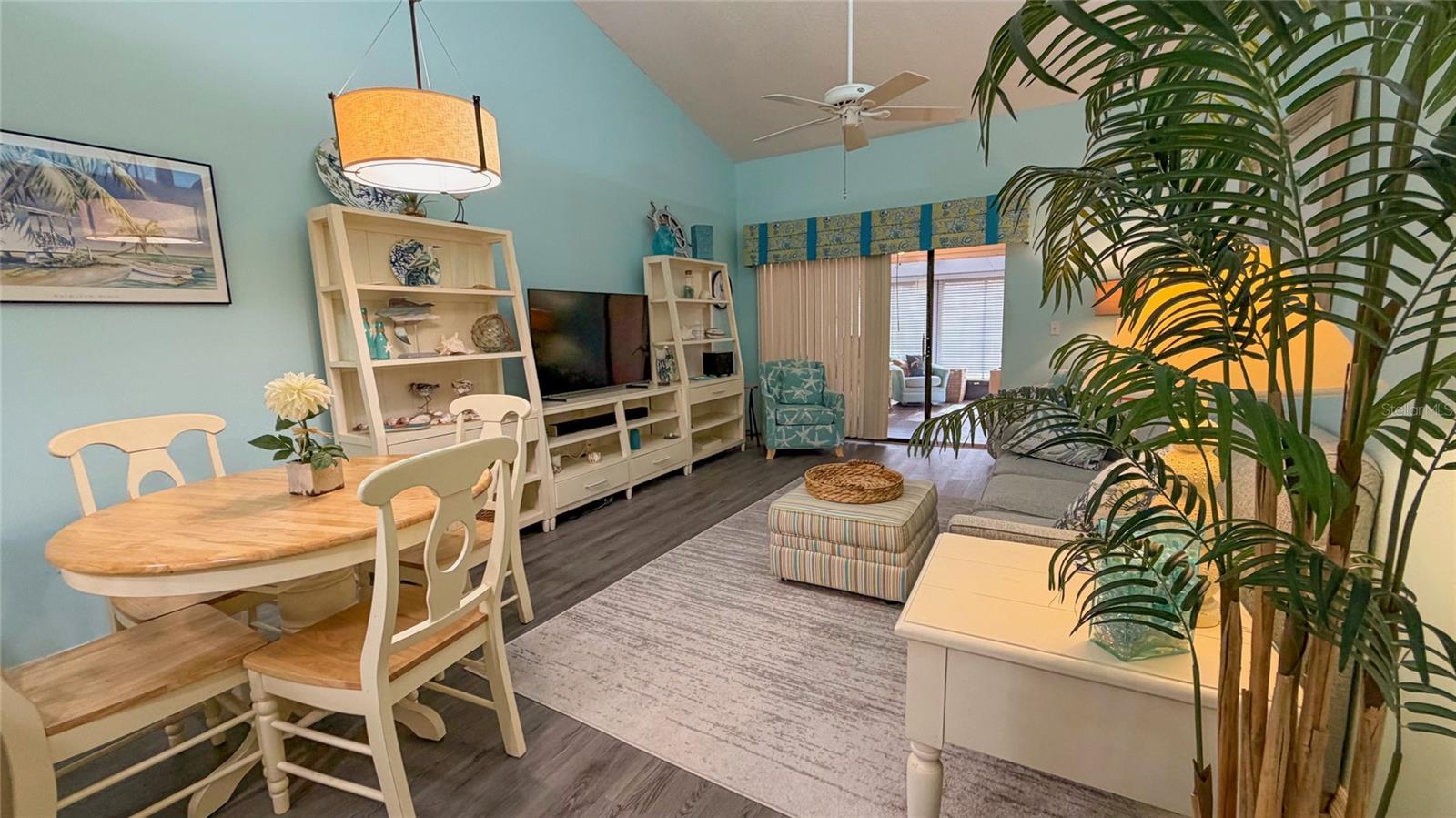 Image 9 of 61 For 10604 Millriver Drive