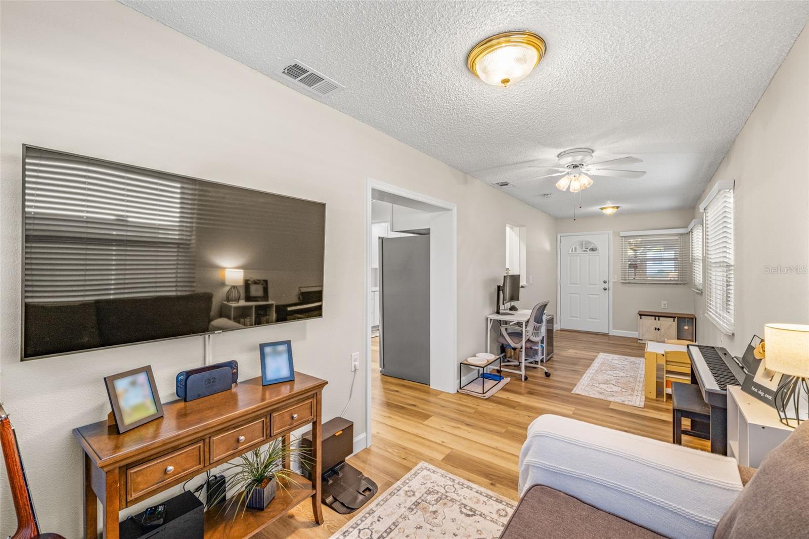 Image 12 of 28 For 314 Circle Drive