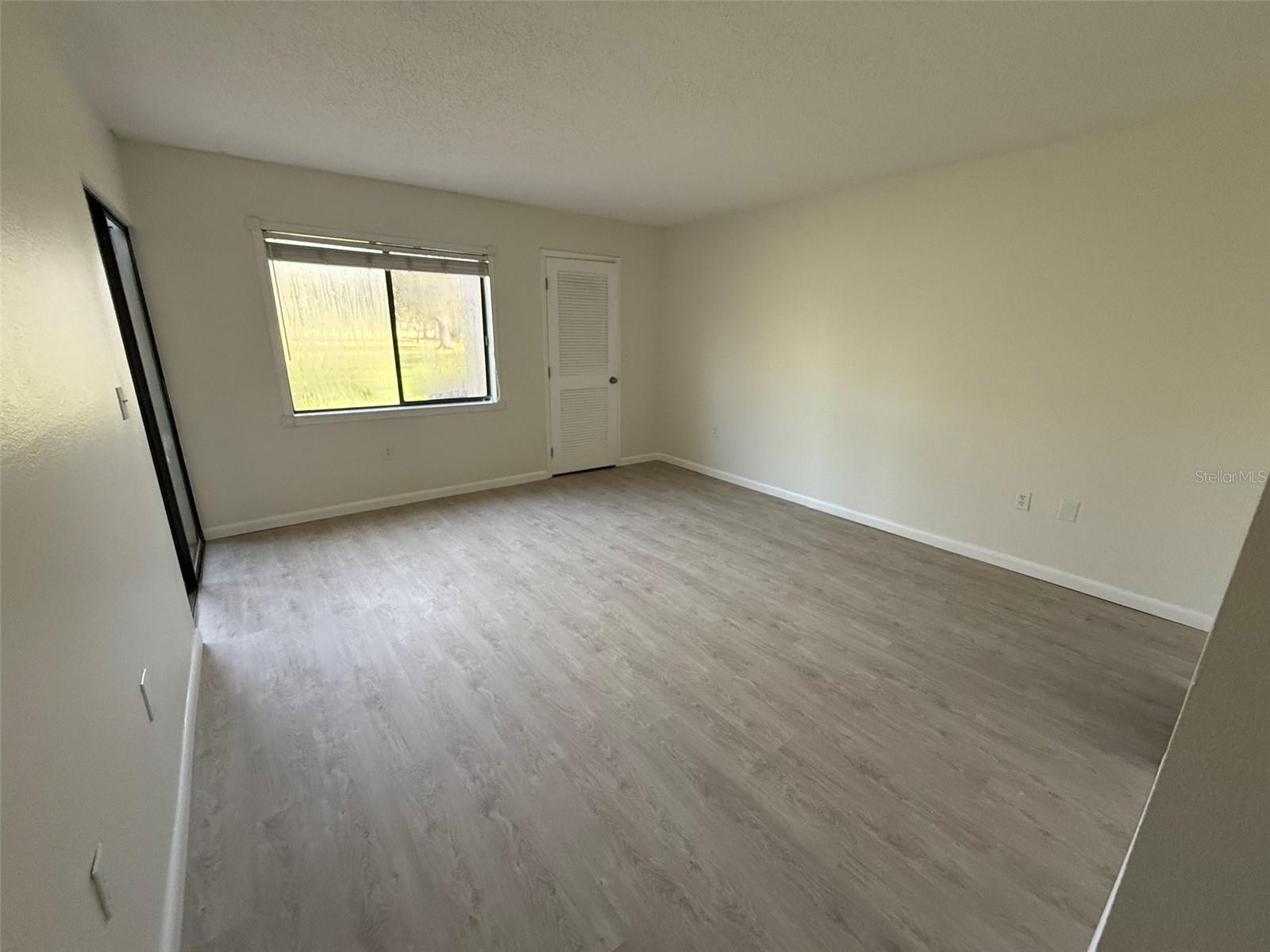 Image 13 of 26 For 229 Mary Drive 45