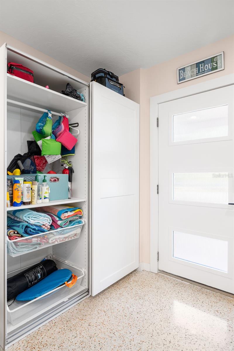 Image 26 of 47 For 1211 Bay Pine Boulevard