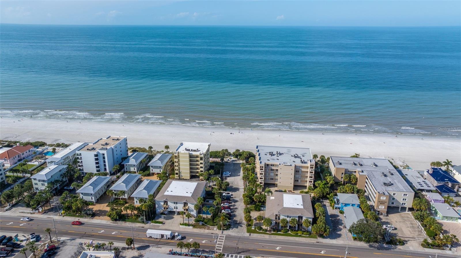 Image 39 of 47 For 1211 Bay Pine Boulevard