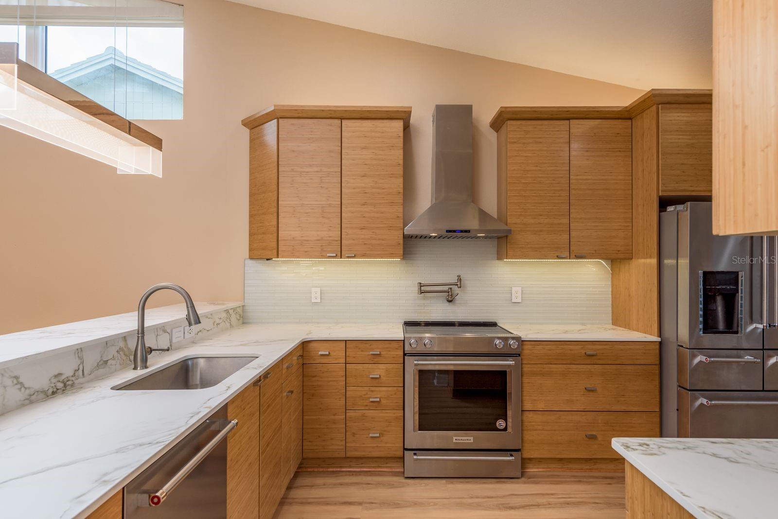 Image 11 of 50 For 5590 Greyston Street