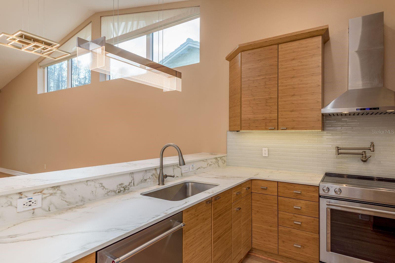 Image 12 of 50 For 5590 Greyston Street