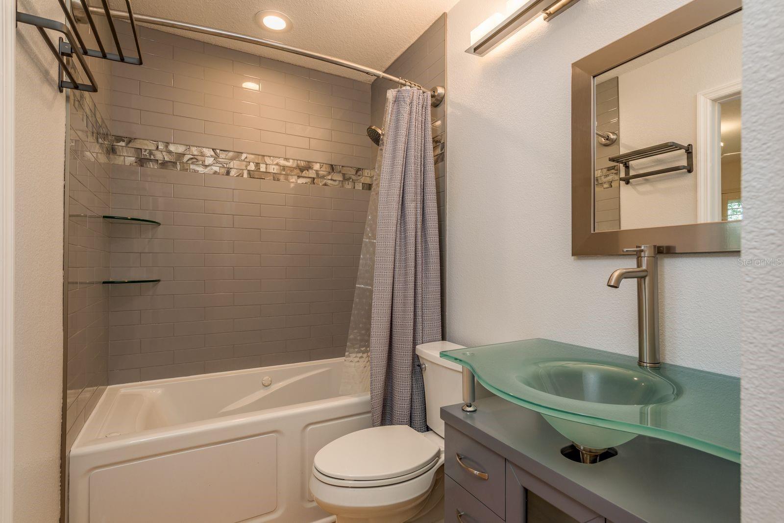 Image 24 of 50 For 5590 Greyston Street