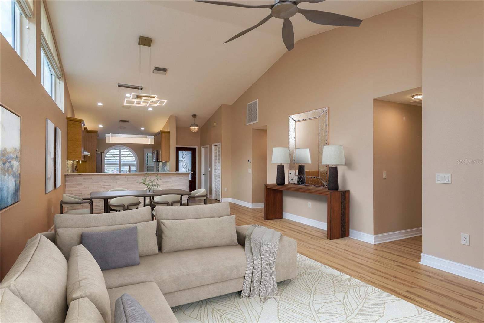 Image 4 of 50 For 5590 Greyston Street