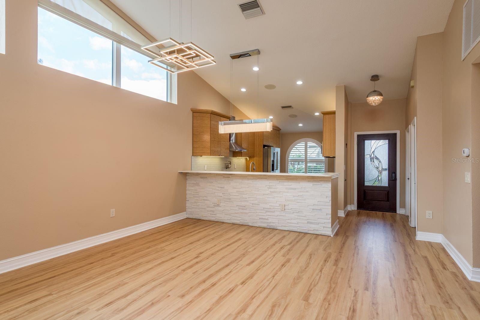 Image 9 of 50 For 5590 Greyston Street