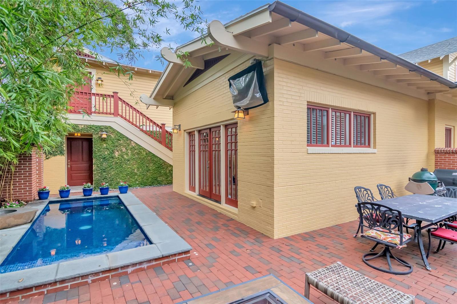 Image 27 of 29 For 713 Delaware Avenue