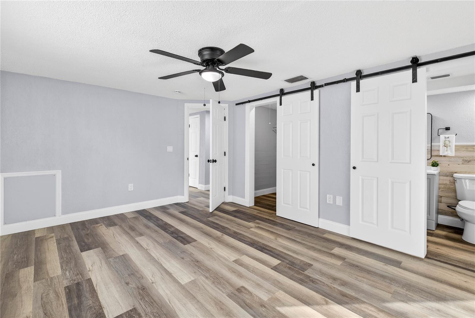 Image 20 of 25 For 11214 Kapok Avenue