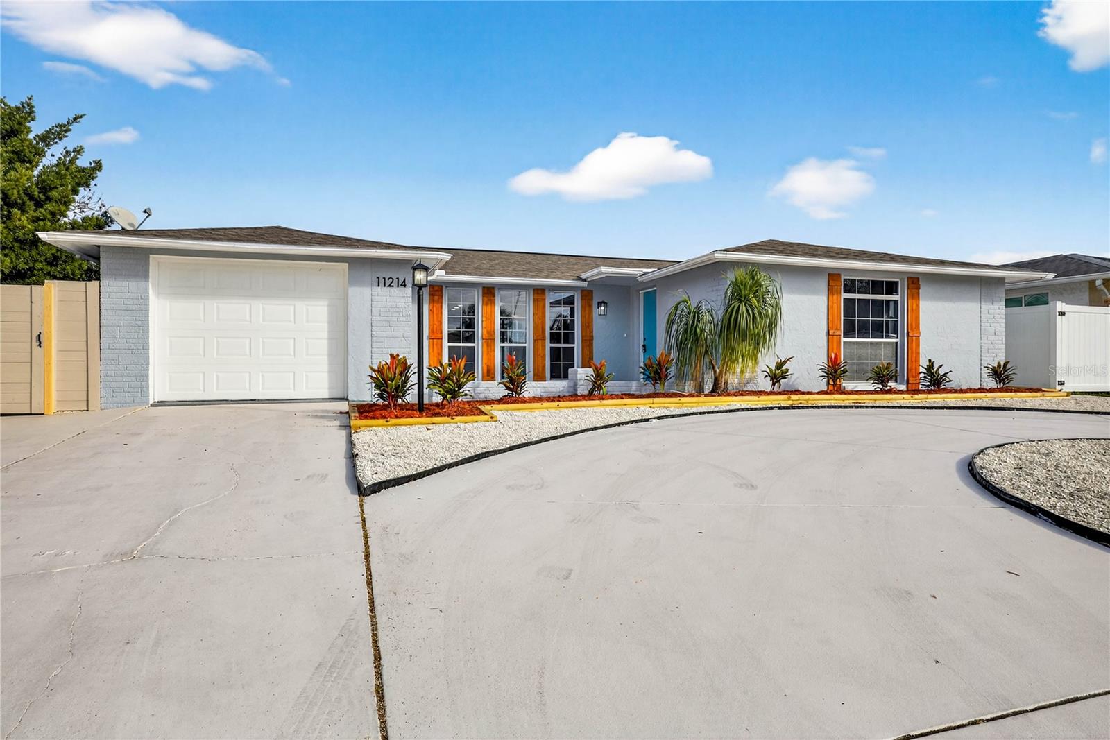 Image 3 of 25 For 11214 Kapok Avenue