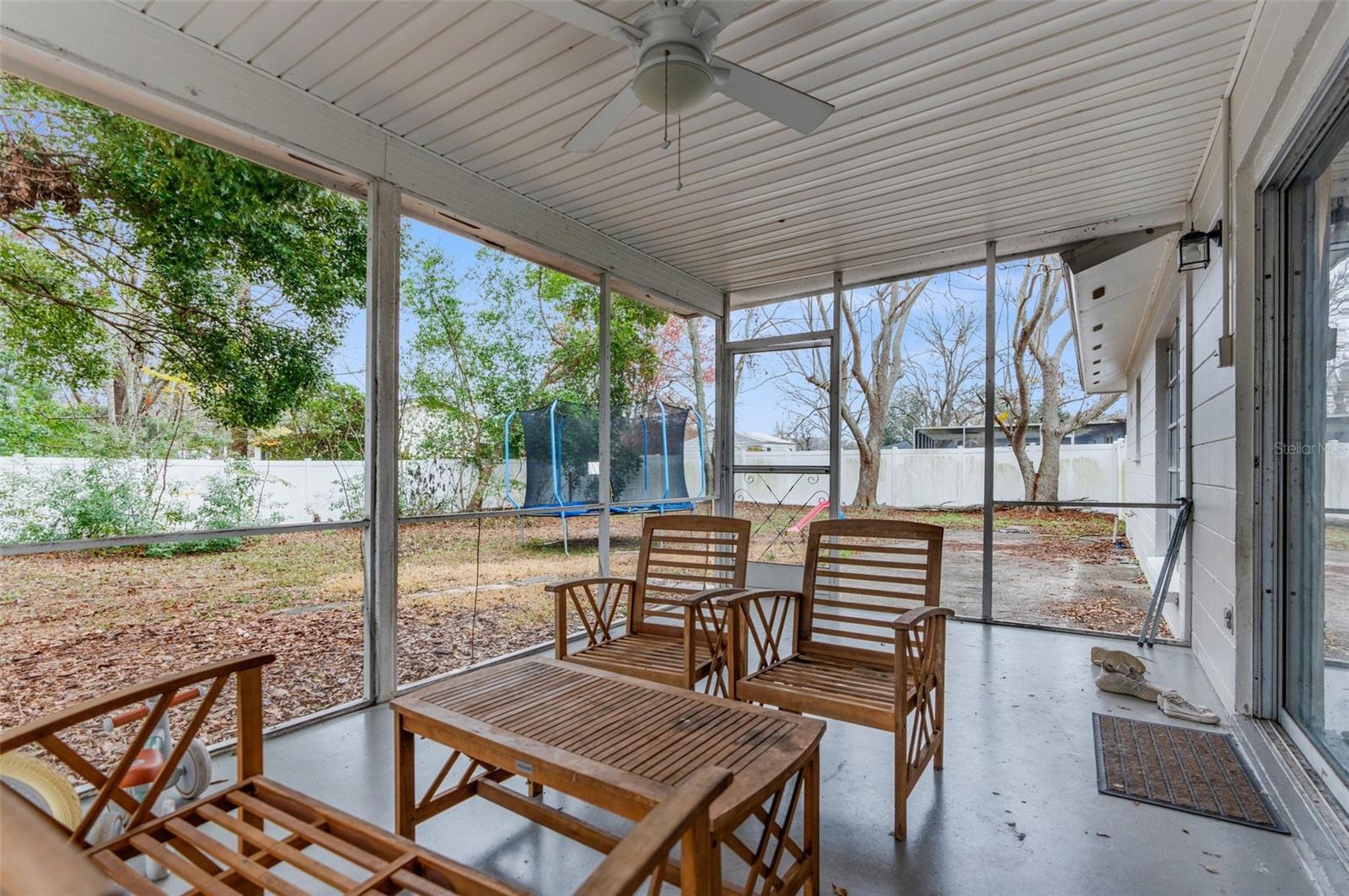 Image 21 of 24 For 4666 Kirkland Avenue