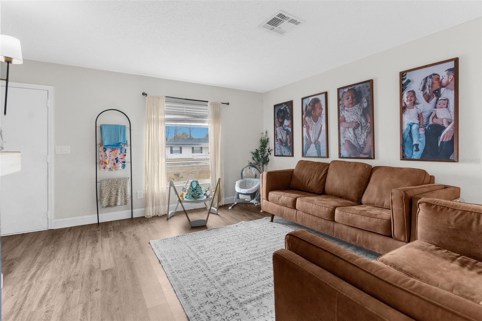 Image 3 of 24 For 4666 Kirkland Avenue