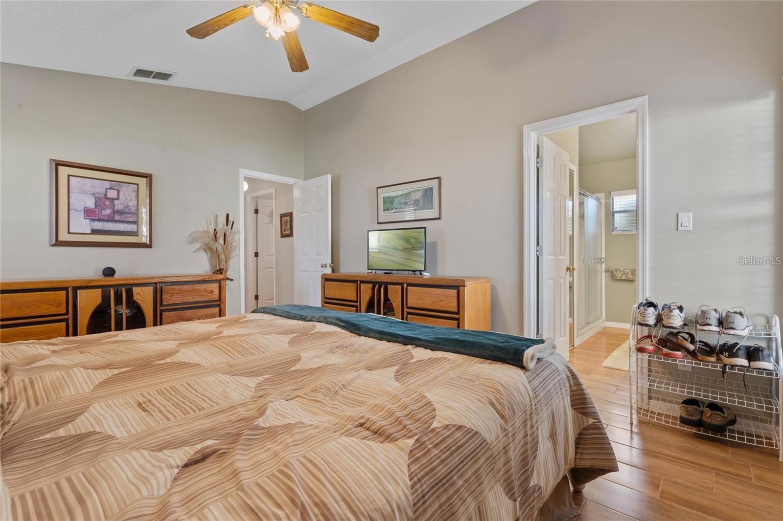 Image 5 of 24 For 25300 Hibiscus Street