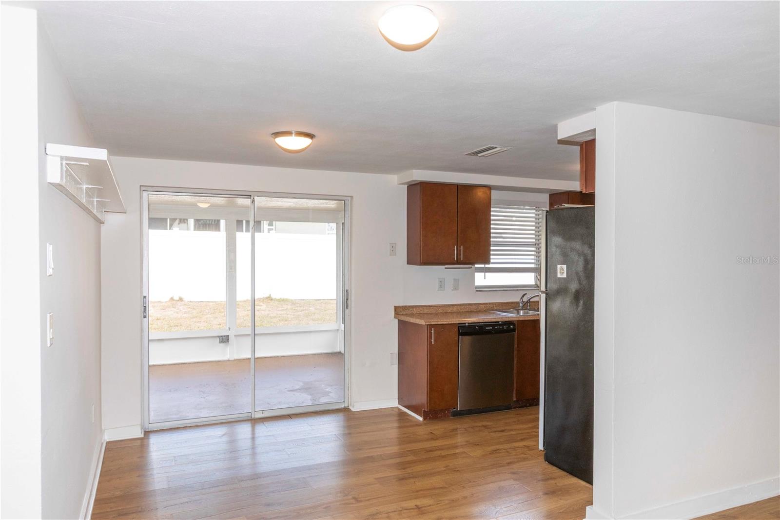 Image 9 of 26 For 6149 2nd Avenue