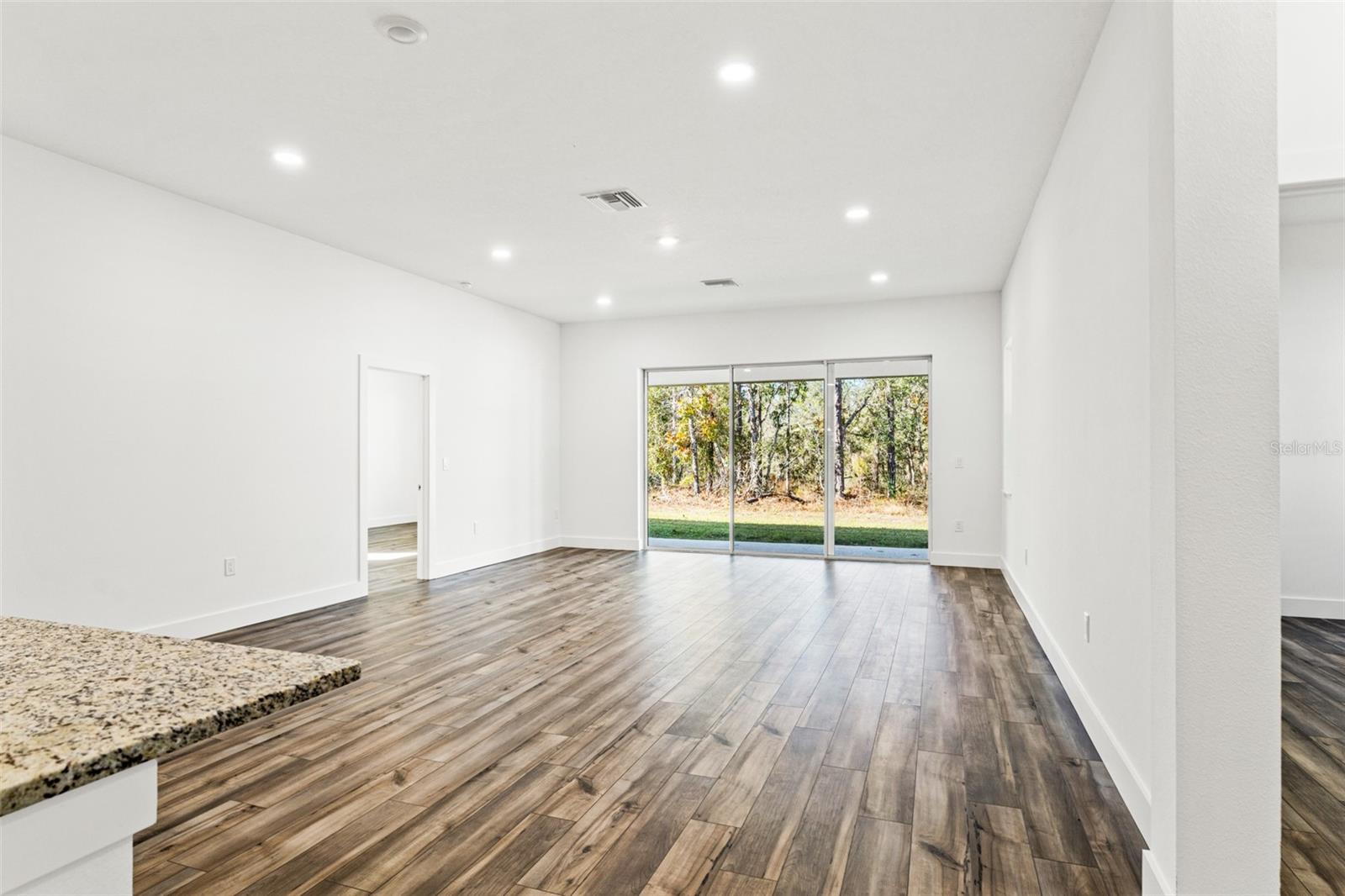 Image 13 of 50 For 15171 Pomp Parkway