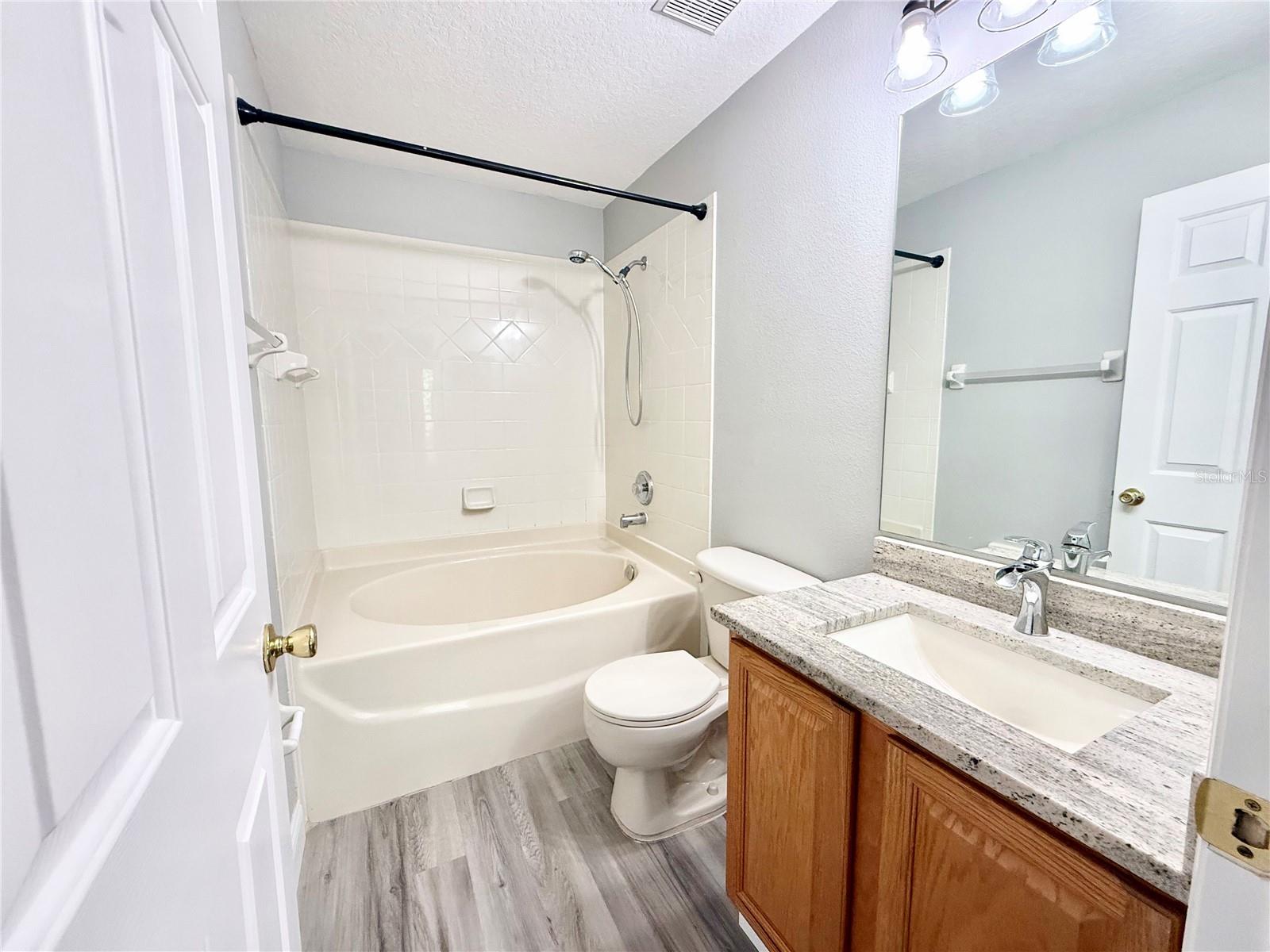 Image 17 of 25 For 9604 Charlesberg Drive