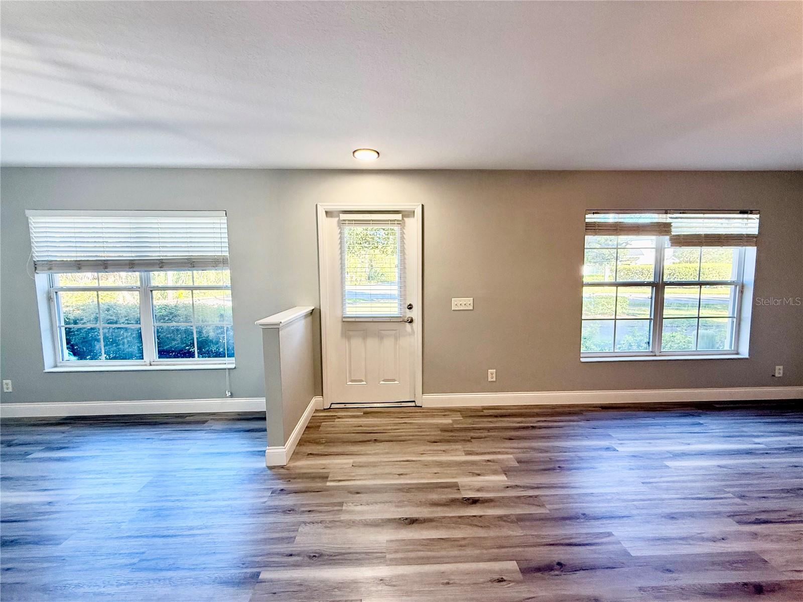 Image 5 of 25 For 9604 Charlesberg Drive