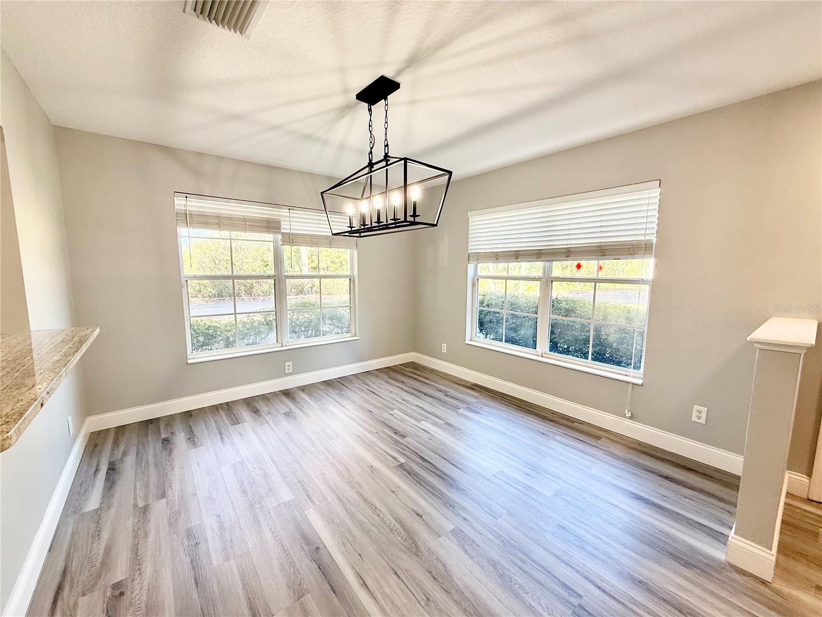 Image 6 of 25 For 9604 Charlesberg Drive