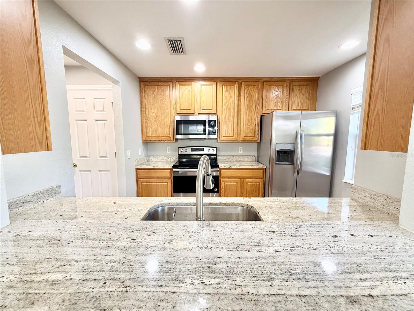 Image 8 of 25 For 9604 Charlesberg Drive