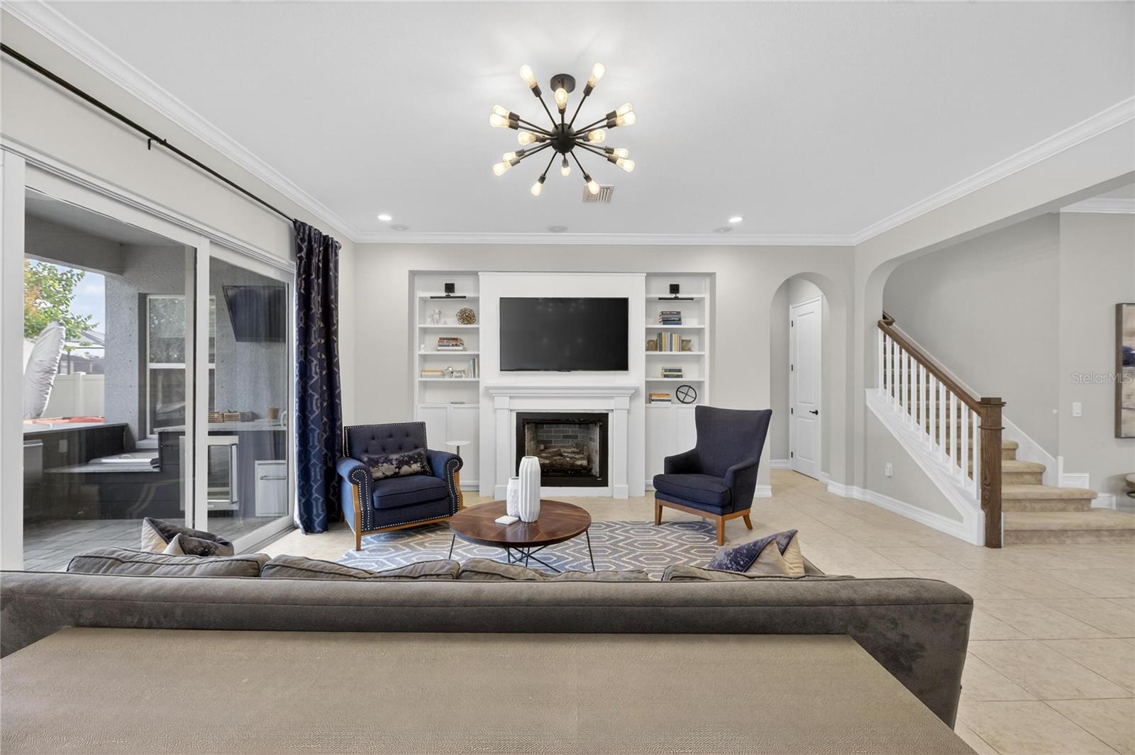 Image 13 of 49 For 18233 Leafmore Street