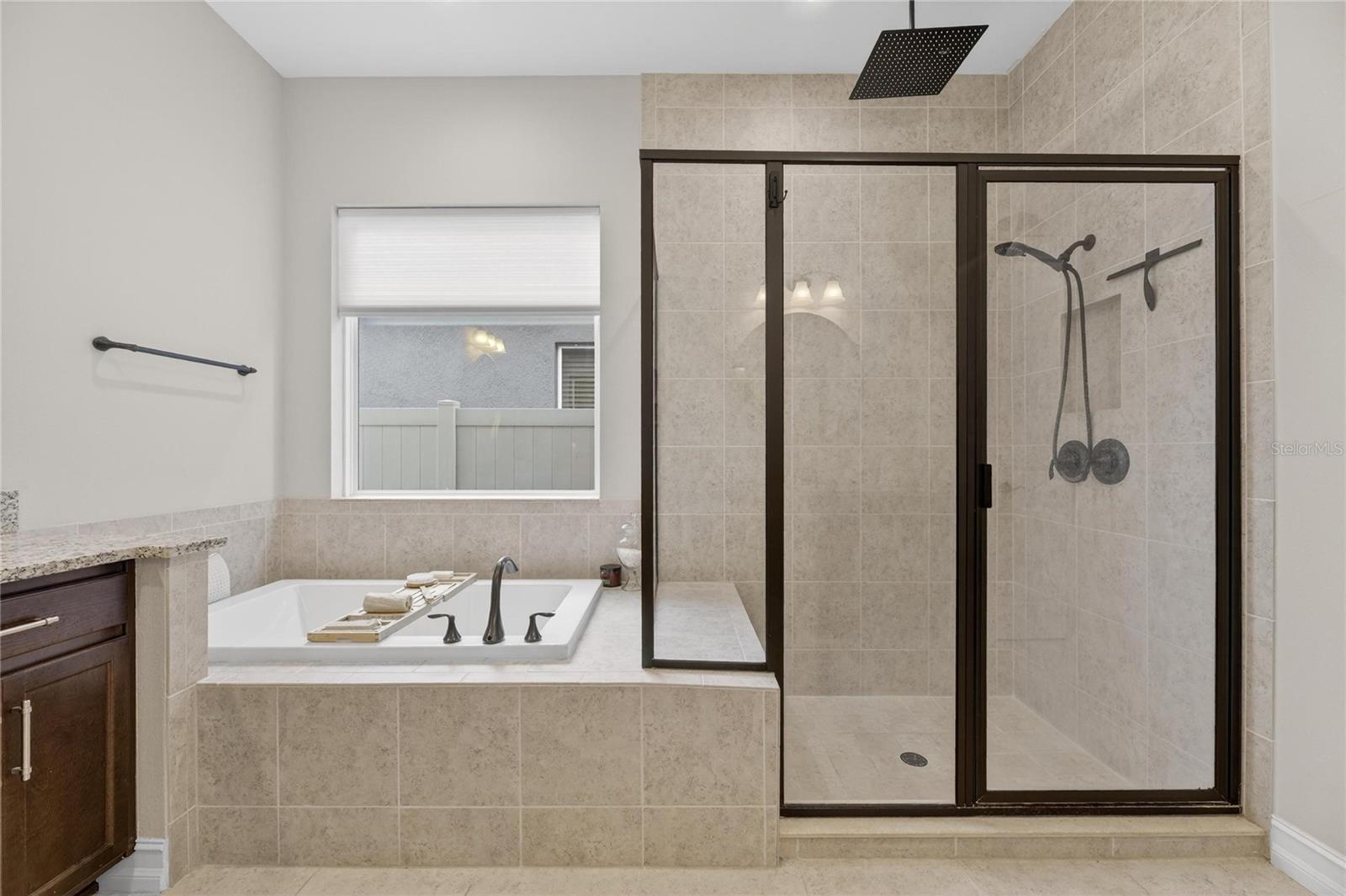 Image 22 of 49 For 18233 Leafmore Street