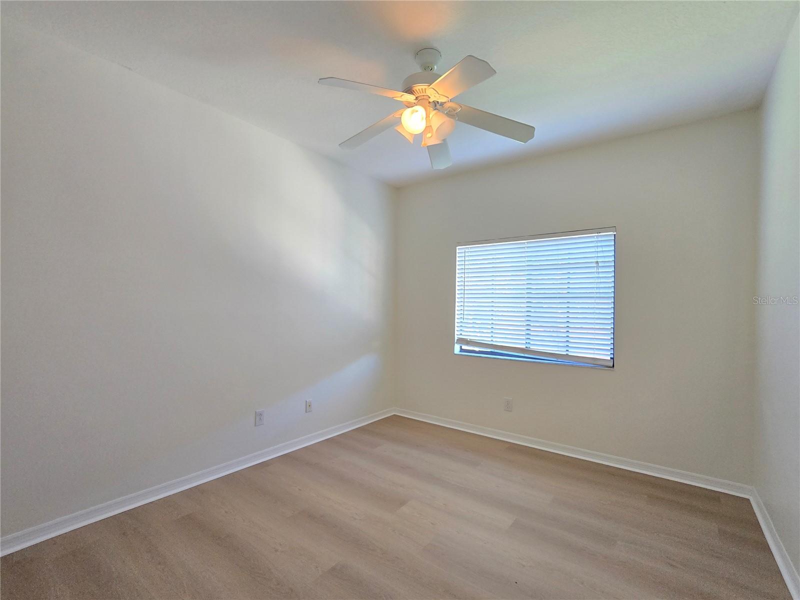 Image 33 of 46 For 1045 Blackwater Drive