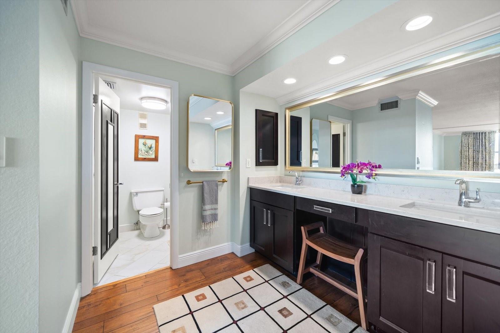 Image 16 of 55 For 634 Edgewater Drive 444