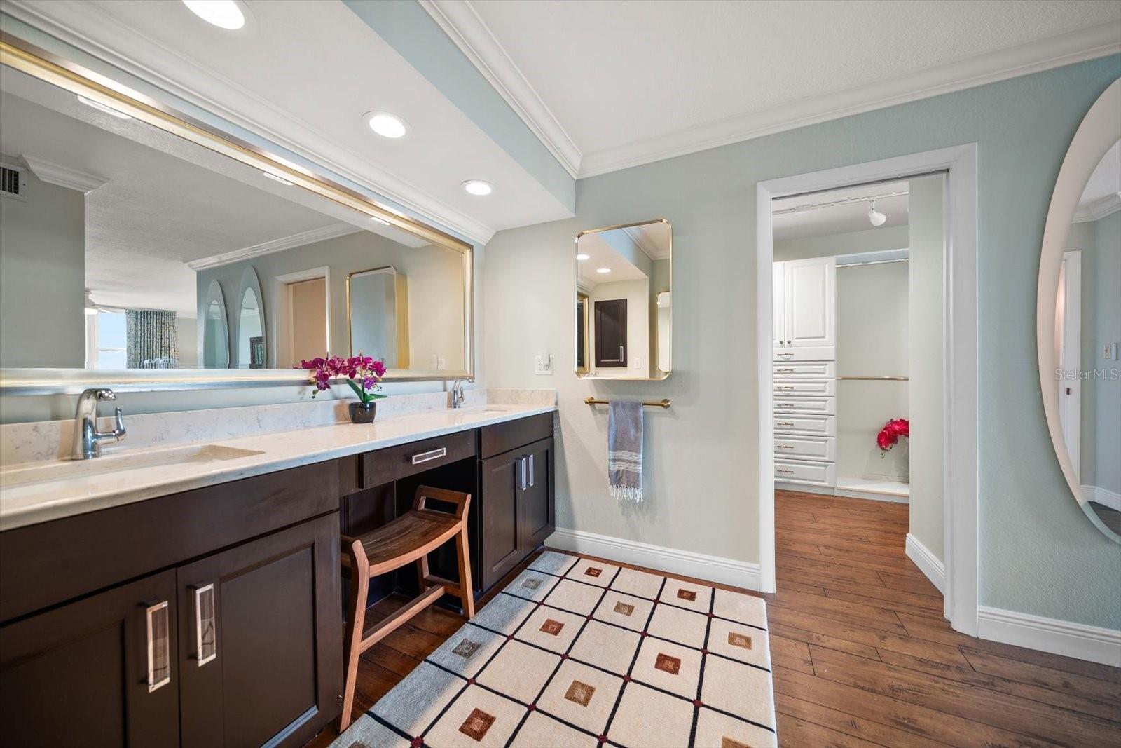 Image 17 of 55 For 634 Edgewater Drive 444