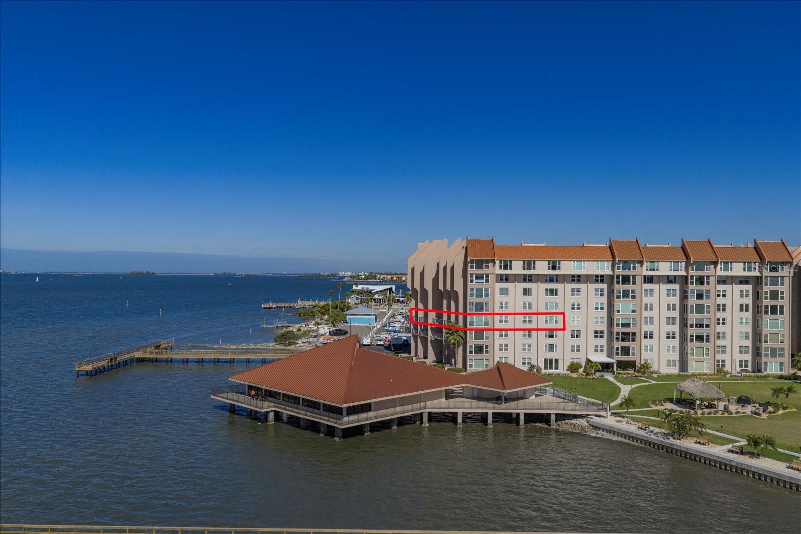 Image 2 of 55 For 634 Edgewater Drive 444