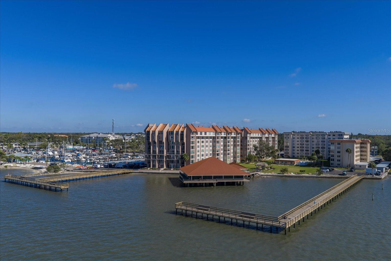 Image 39 of 55 For 634 Edgewater Drive 444