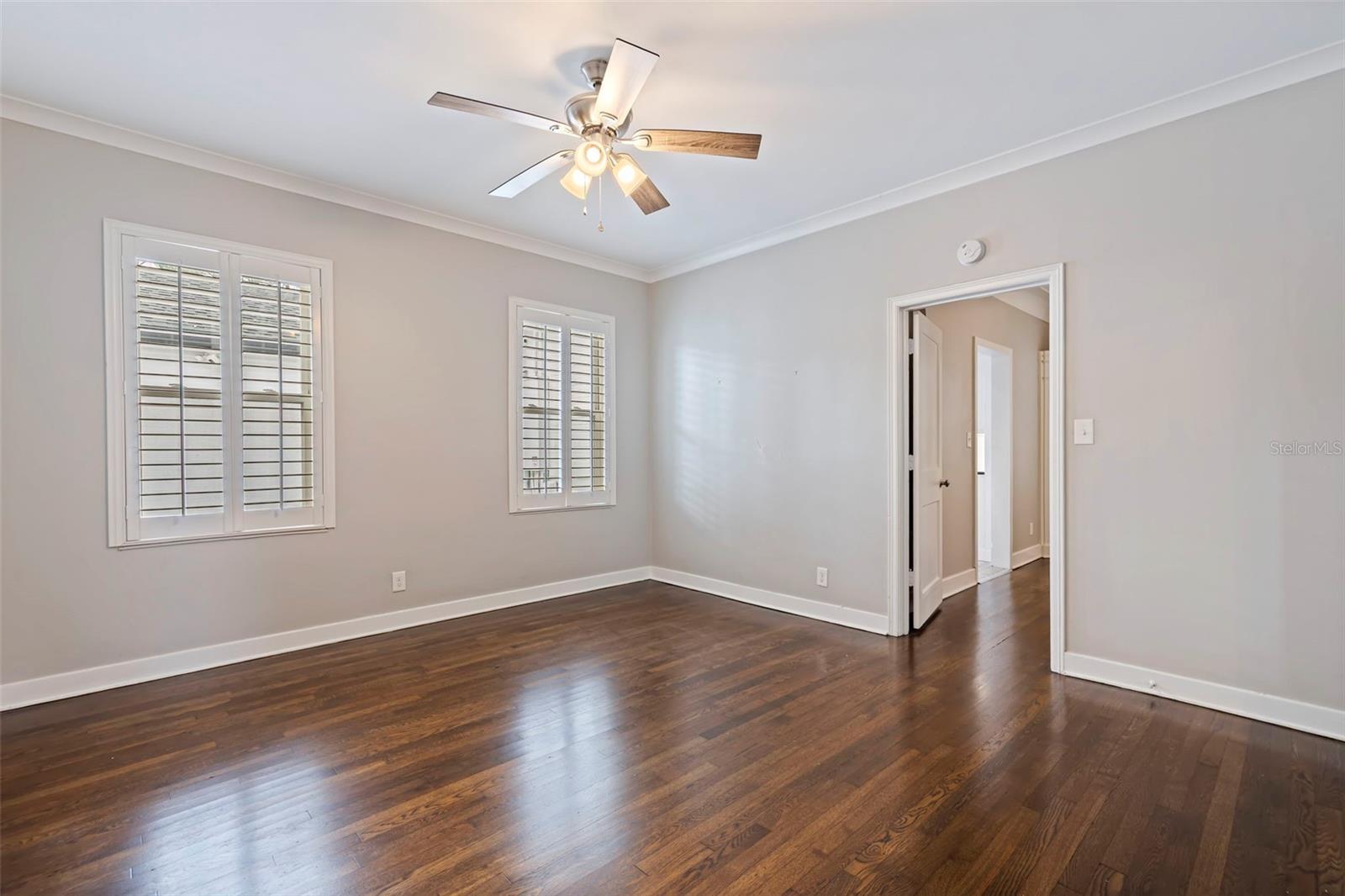 Image 25 of 54 For 106 25th Avenue Ne