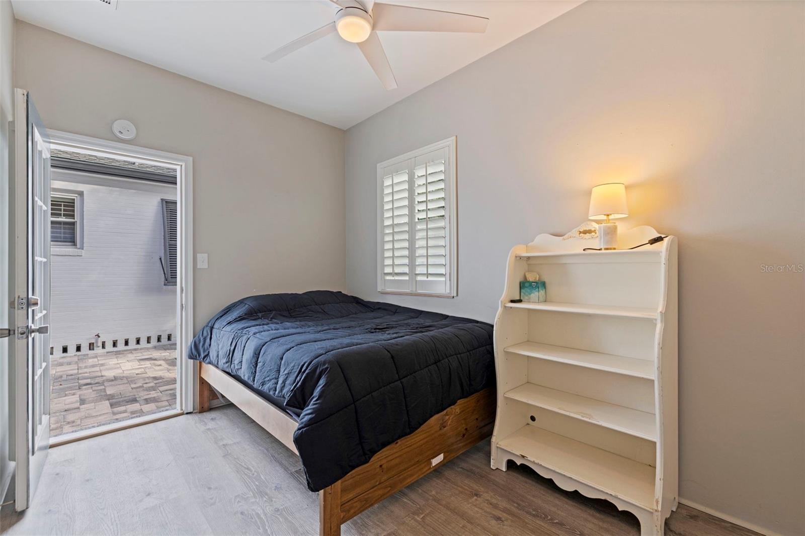 Image 41 of 54 For 106 25th Avenue Ne