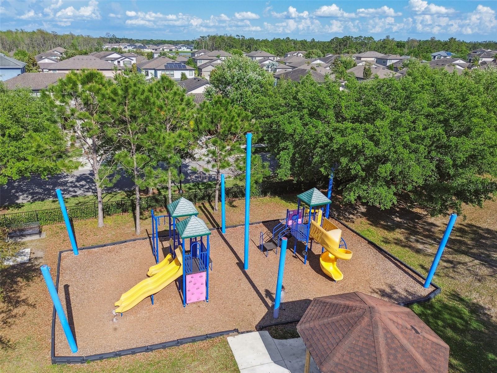 Image 28 of 31 For 21447 Starry Eyes Way