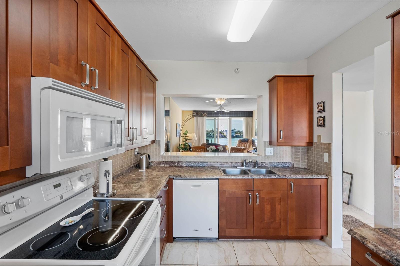 Image 16 of 89 For 7892 Sailboat Key Boulevard S 306