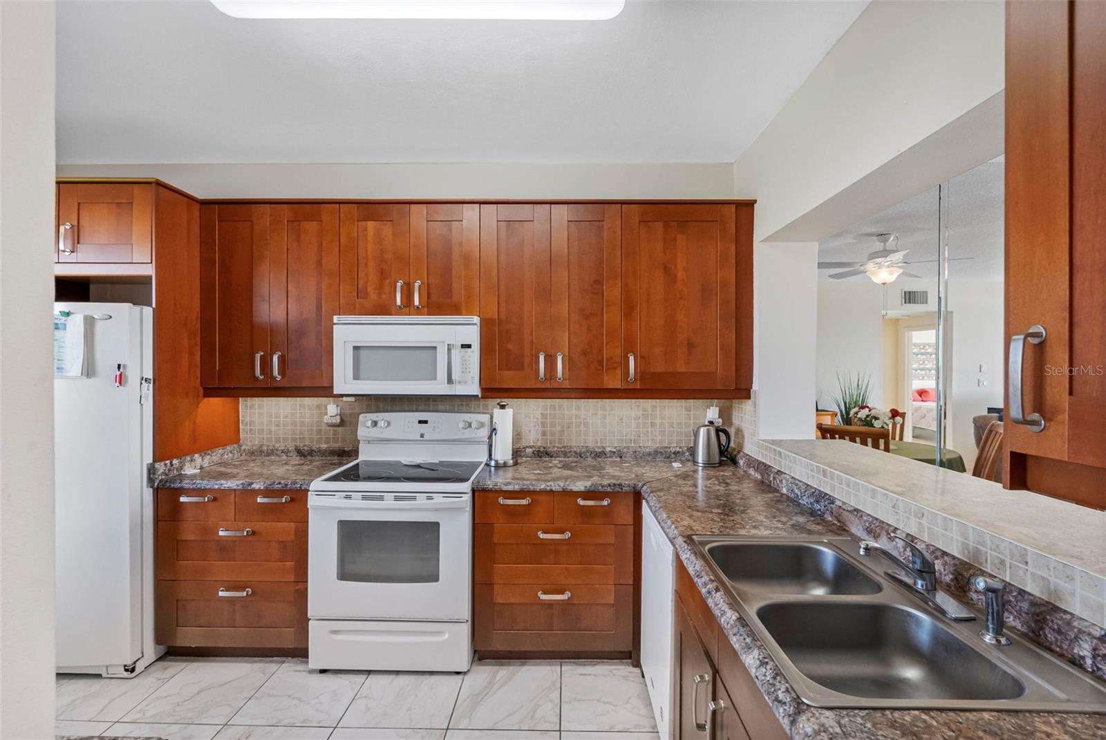 Image 17 of 89 For 7892 Sailboat Key Boulevard S 306