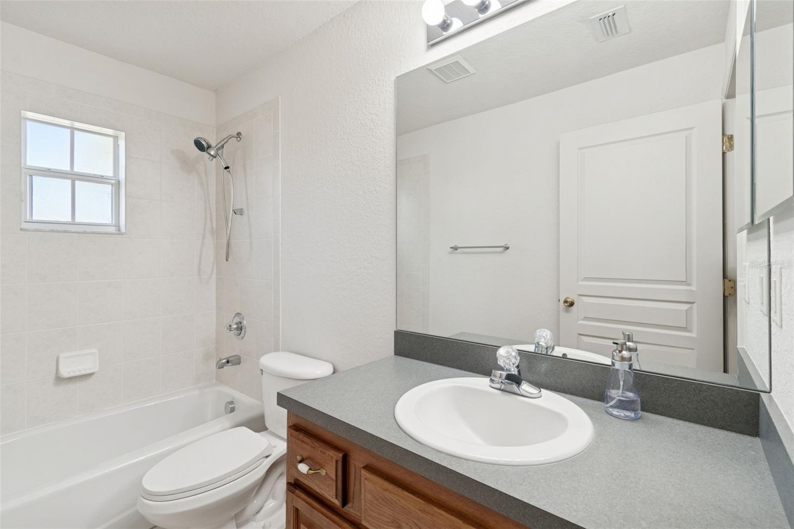 Image 15 of 21 For 4011 Sumner Road