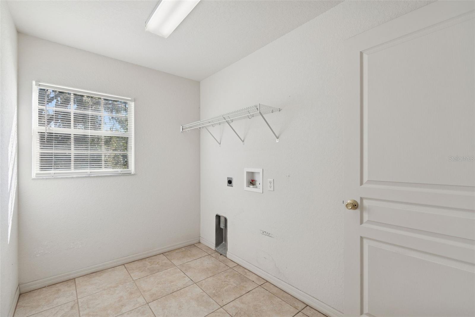 Image 20 of 21 For 4011 Sumner Road