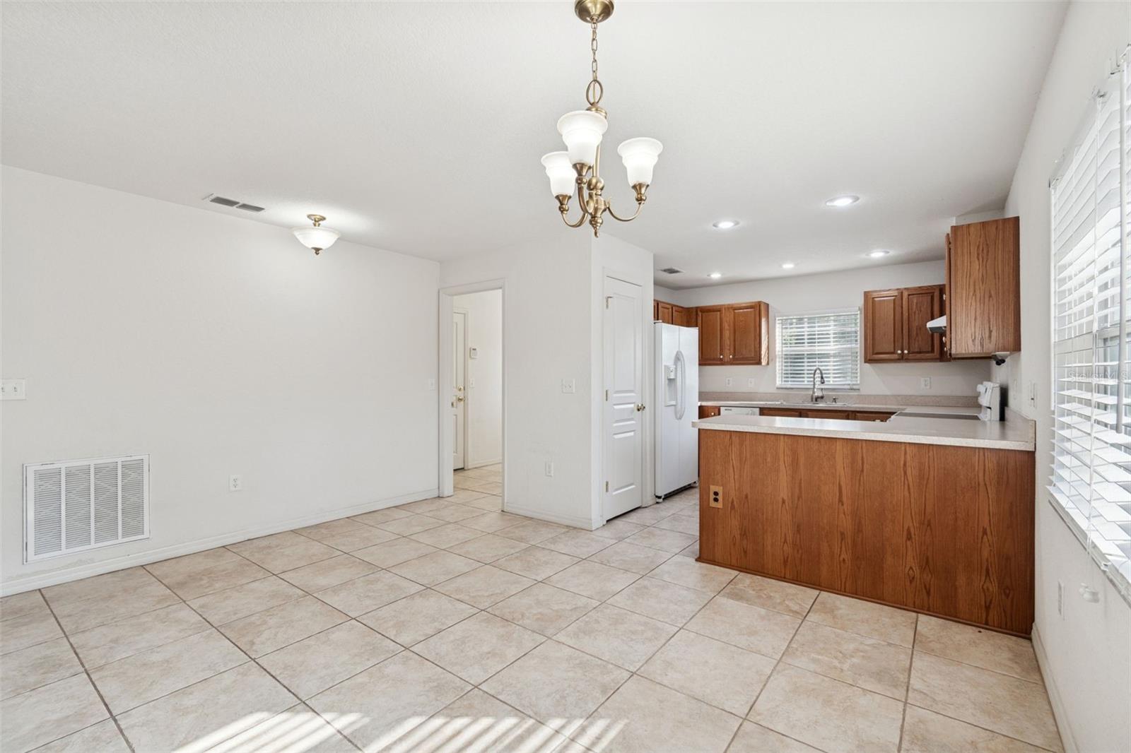 Image 8 of 21 For 4011 Sumner Road