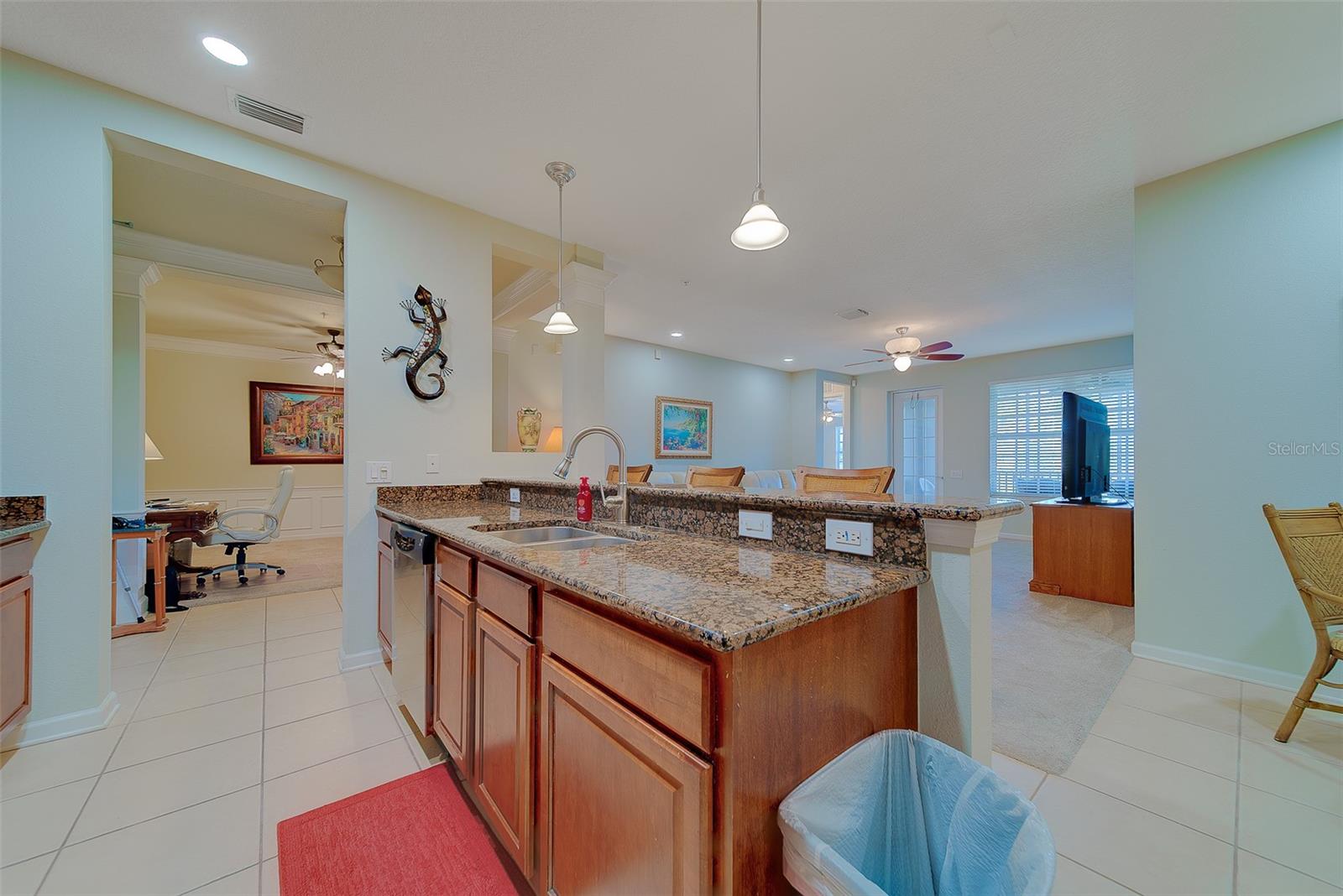 Image 7 of 62 For 7901 Seminole Boulevard 1205