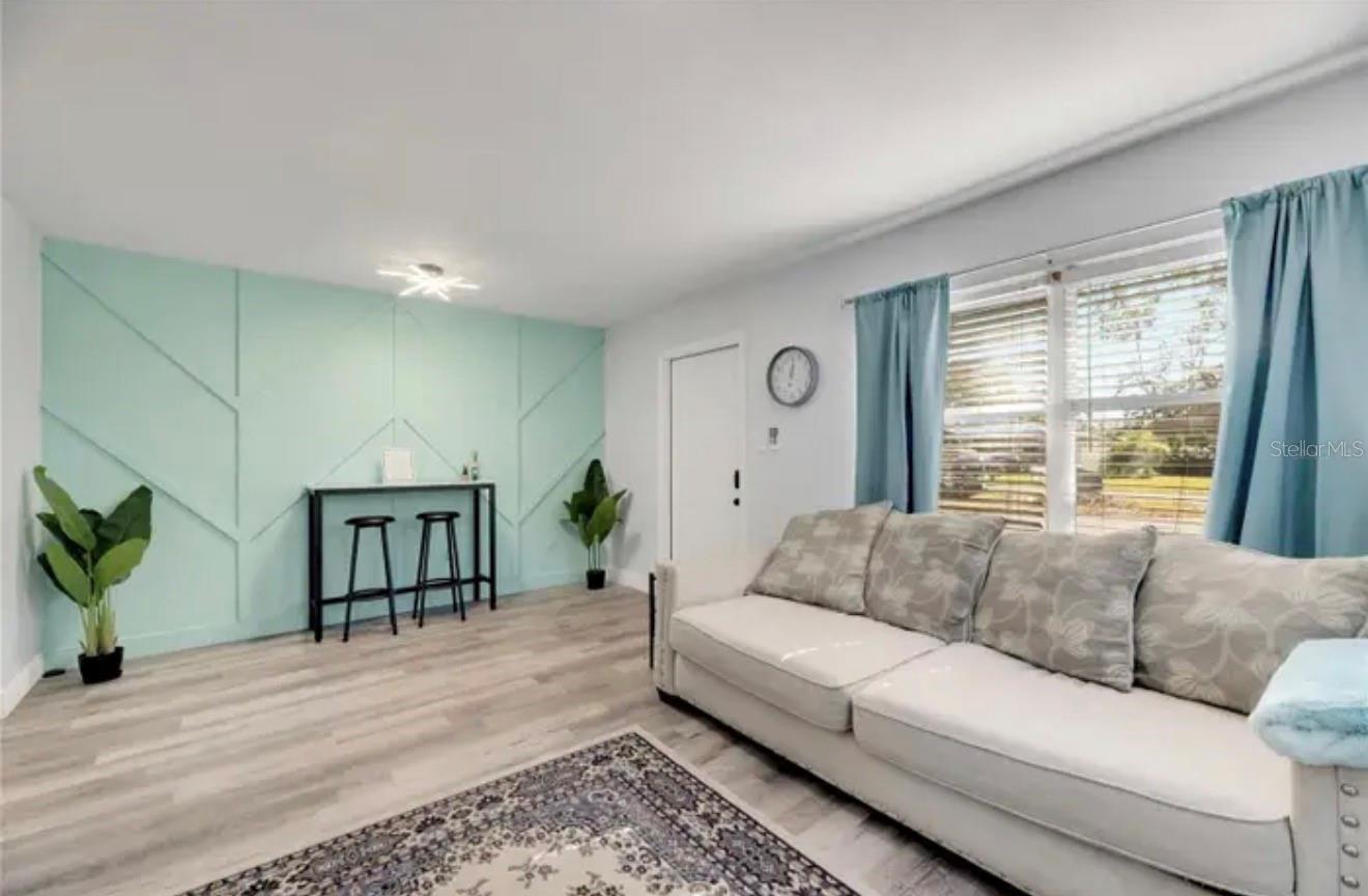 Image 27 of 29 For 4511 - 4513 Mcelroy Avenue