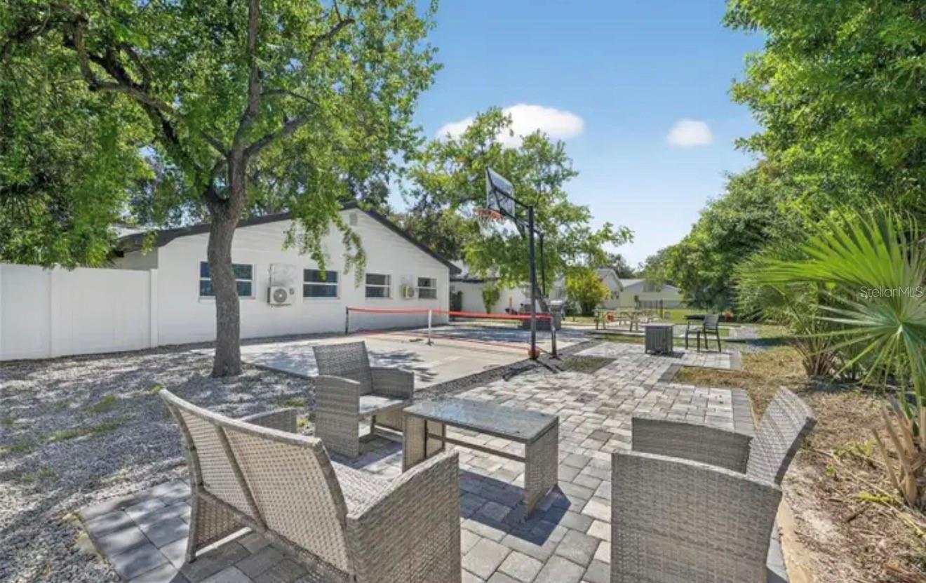 Image 4 of 29 For 4511 - 4513 Mcelroy Avenue