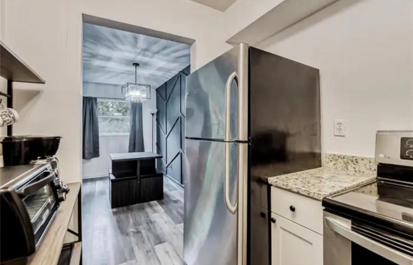 Image 8 of 29 For 4511 - 4513 Mcelroy Avenue