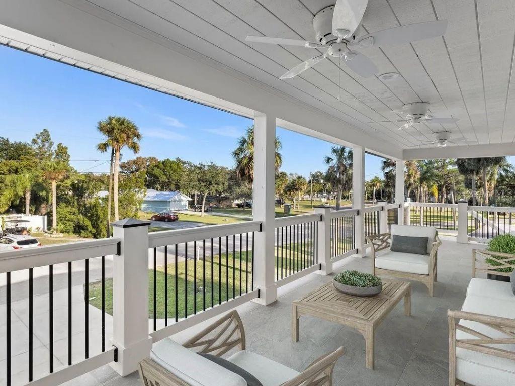 Listing photo id 0 for 6841 Oelsner Street