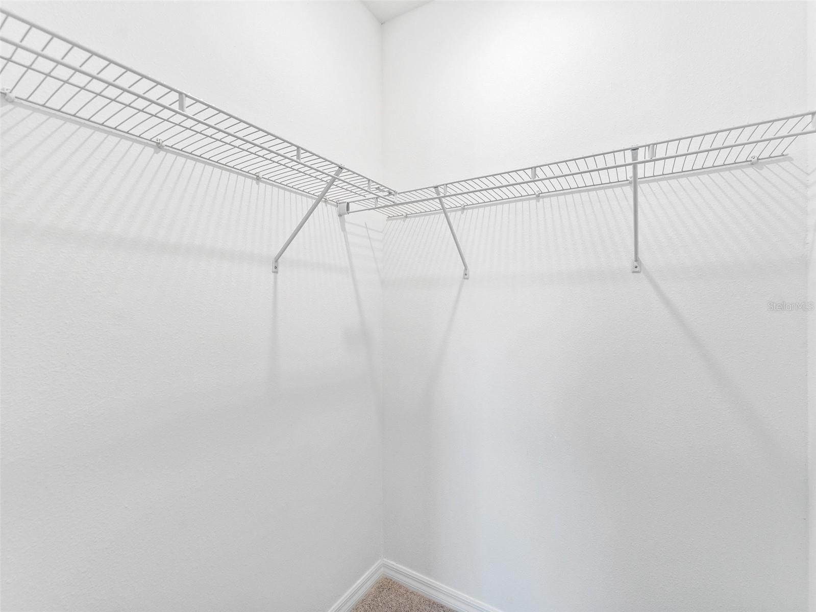 Image 23 of 33 For 3375 Lapis Lake Drive