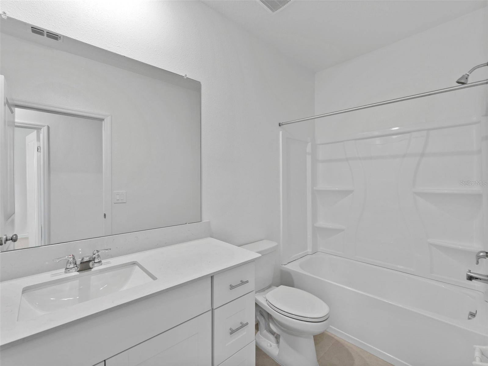 Image 24 of 33 For 3375 Lapis Lake Drive